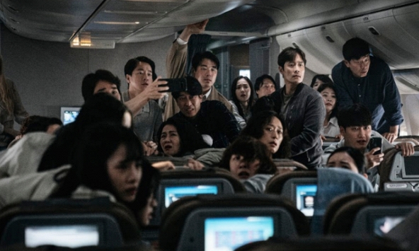 Hạ cánh khẩn cấp: 'Thảm họa' mới nhất của Hàn Quốc tại Cannes?