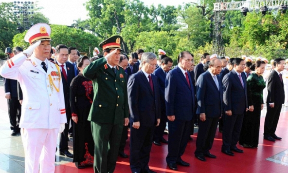 Lãnh đạo Đảng, Nhà nước tưởng niệm các Anh hùng liệt sỹ
