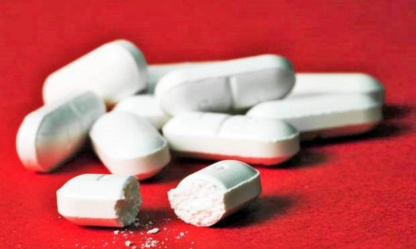 Dùng paracetamol trong điều trị sốt xuất huyết thế nào cho đúng?