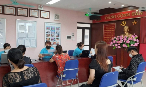 Phụ huynh Hà Nội phải bốc thăm để có chỗ gửi trẻ trong trường mầm non công lập 