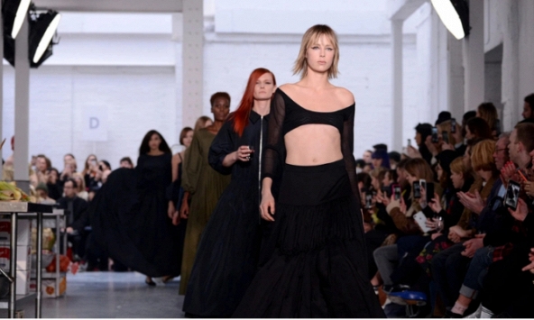 Chuyện làm người mẫu ở tuổi thiếu niên