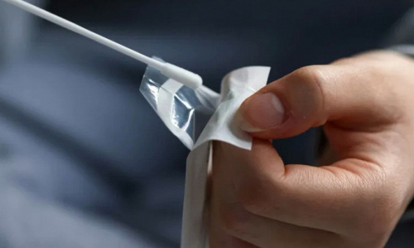 Nhộn nhịp mua bán kit xét nghiệm cúm A, giá lên tới vài trăm nghìn đồng