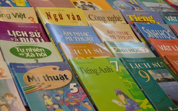 Chính phủ kết luận chính thức về vấn đề học phí phổ thông và sách giáo khoa