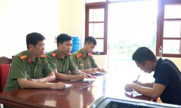 Xử phạt người bình luận sai trên mạng xã hội về 'hòn non bộ' ở Quảng Ninh