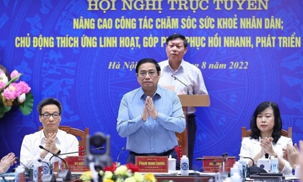 Thủ tướng chủ trì hội nghị trực tuyến toàn quốc chăm sóc sức khỏe nhân dân