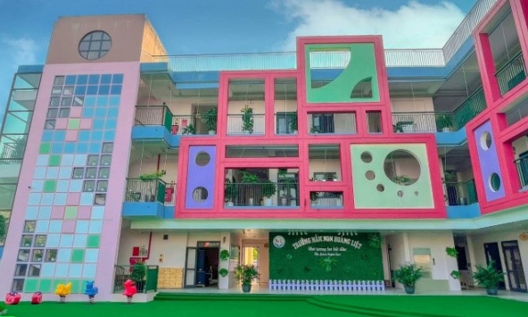 Hà Nội: Phụ huynh căng thẳng bốc thăm giành suất học mầm non cho con