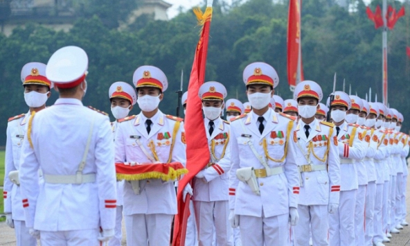 Lễ thượng cờ mừng Quốc khánh ở Lăng Chủ tịch Hồ Chí Minh
