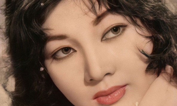 Nghệ sĩ Thẩm Thúy Hằng qua lời kể của con trai 