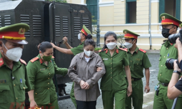 Hoàn tất kết luận điều tra vụ bé 8 tuổi bị bạo hành đến tử vong