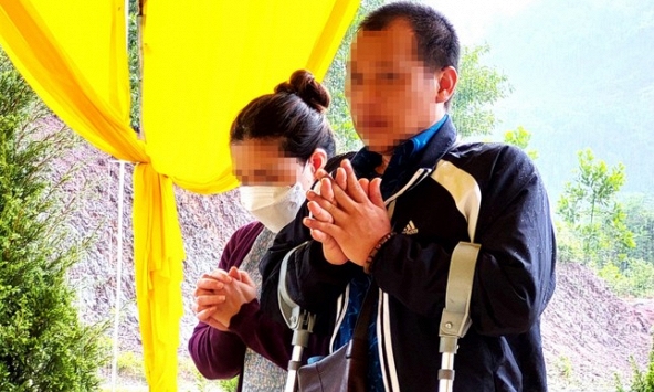 Lời khai bất nhất của người thiêu xác bé trai mắc bệnh chậm phát triển