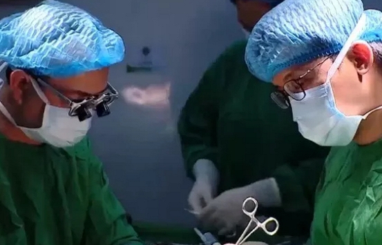 Thủ tướng gửi thư khen ekip loại bỏ thành công khối u lớn ở mặt cho bệnh nhân sau hơn 5 giờ phẫu thuật