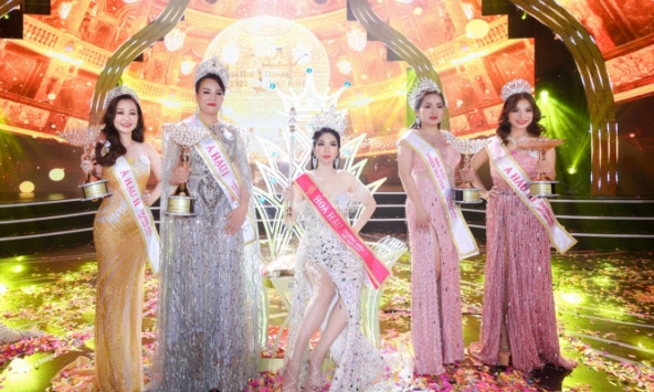 Ứng xử thông minh – Khương Phương Anh đăng quang Hoa hậu Thương hiệu Việt Nam 2022