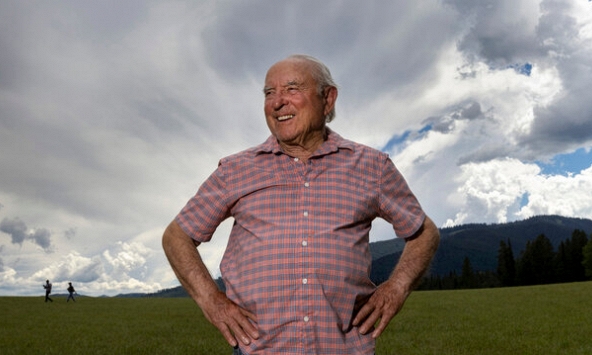 Tỷ phú cho đi hãng thời trang 3 tỷ USD để bảo vệ môi trường