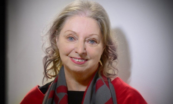 Tiểu thuyết gia Hilary Mantel qua đời