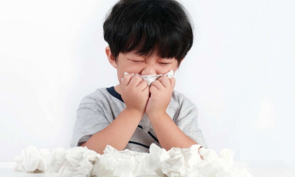 4 nguyên tắc chăm sóc trẻ để phòng bệnh thời điểm giao mùa