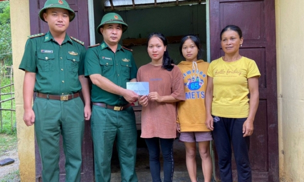 Nữ sinh người Rục đầu tiên đỗ Đại học Sư phạm với số điểm cao