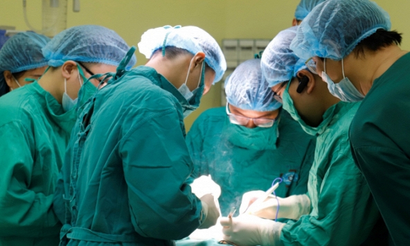 Bộ Y tế đề xuất điều chỉnh mức lương cơ bản, tăng phụ cấp nhân viên y tế tuyến cơ sở