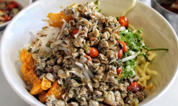 Cơm hến: Món ăn phong vị cung đình Huế