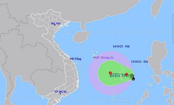Áp thấp gây mưa và dông mạnh trên biển Đông, Nam Bộ se lạnh