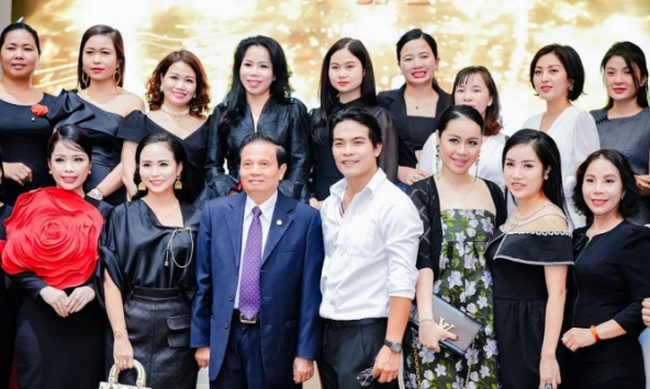 Happy Women Leader Network 'kết nối doanh nhân' 
