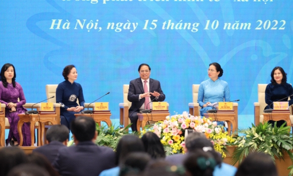 Thủ tướng đề nghị nghiên cứu các chính sách đặc thù dành riêng cho phụ nữ