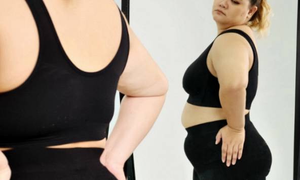 Phụ nữ trung niên tiếp xúc với ô nhiễm không khí có thể bị béo phì?