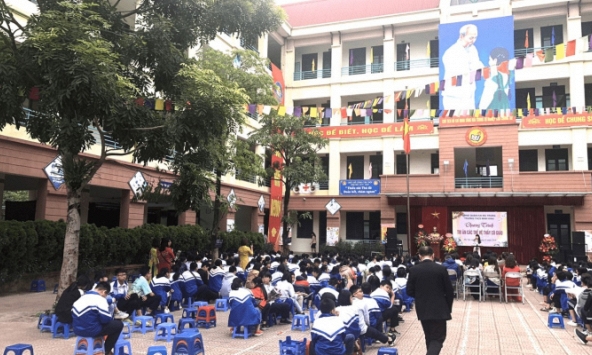 Giờ học của học sinh: Làm sao để cân bằng giữa thực tế cuộc sống và chương trình học?