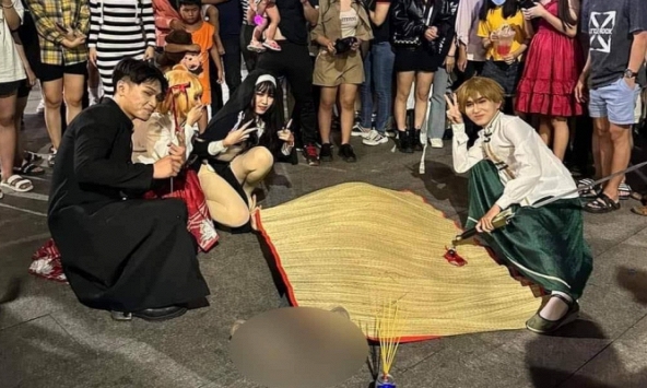 Hóa trang phản cảm trong ngày lễ Halloween: Những trò đùa kém vui