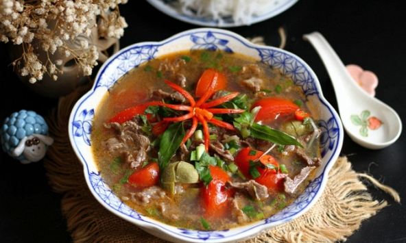 Bò thuôn hành răm: món ăn gắn liền với tuổi thơ nhiều thế hệ người Hà Nội xưa