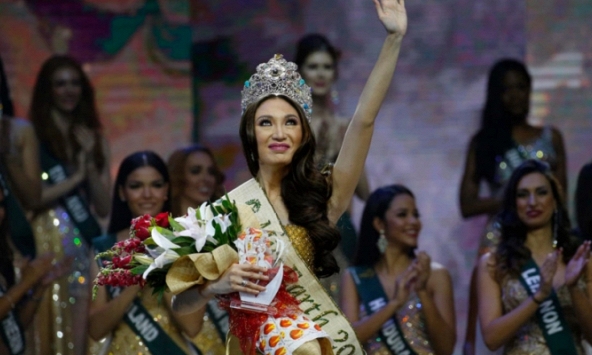 Những cuộc 'ngã giá' vương miện Hoa hậu