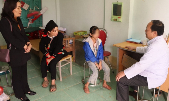 Cao Bằng: 18 học sinh tiểu học đột nhiên ngất xỉu, khóc thét và co cứng chân tay