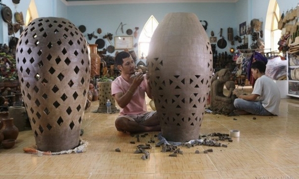 UNESCO ghi danh nghệ thuật làm gốm Chăm: Bảo tồn nghề thủ công độc đáo