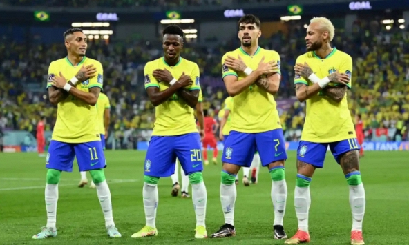 Vì sao các cầu thủ Brazil  thường nhảy Samba sau khi ghi bàn?
