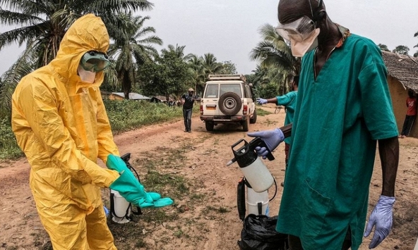 Vắc-xin đầu tiên chống lại virus gây tử vong 40-100% đã được đưa đến Uganda