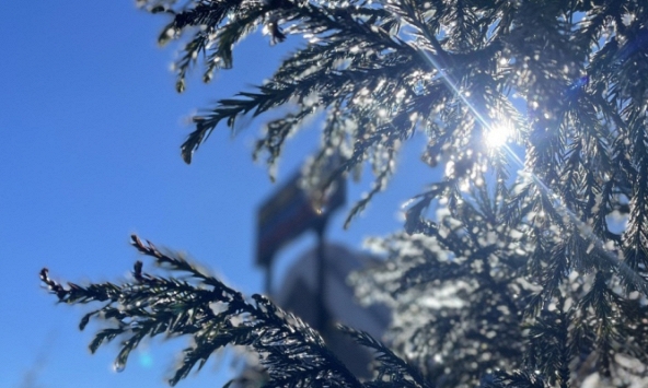 Băng giá xuất hiện trên đỉnh Fansipan