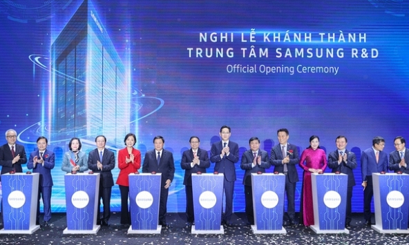 Thủ tướng đề nghị Samsung coi Việt Nam là cứ điểm quan trọng nhất, chiến lược toàn cầu