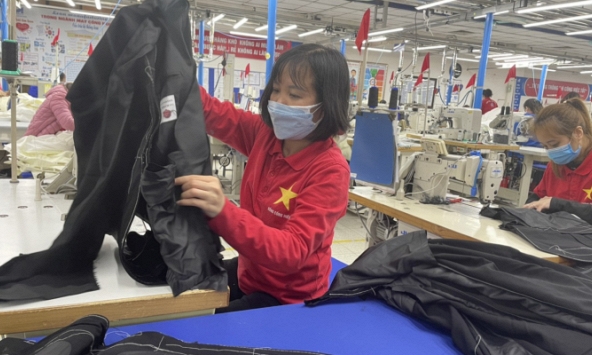 Đề xuất gói hỗ trợ cho lao động mất việc