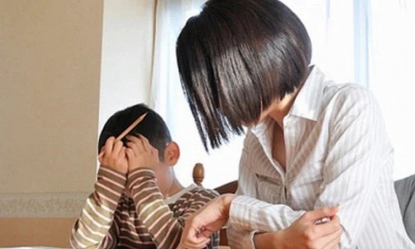 Từ ngày 1/7/2023: Cưỡng ép con học tập quá mức, bố mẹ có thể phải lao động công ích