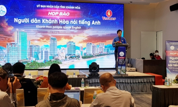 Khởi động dự án 'người dân Khánh Hòa nói tiếng Anh'