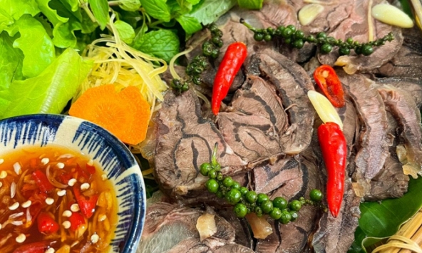 Bắp bò ngâm - món nhậu tuyệt ngon cho ngày Tết