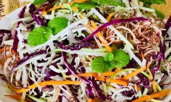 Món ngon mỗi ngày: Đổi vị với salad ngũ sắc