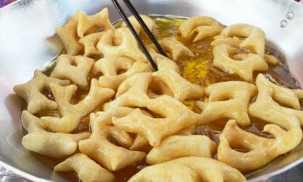 Tết về nhớ bánh gừng thủy chung của người Khmer