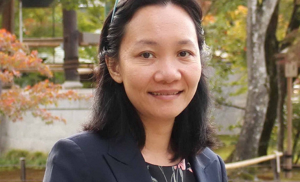 Nữ Tiến sĩ đam mê pin quang điện hóa