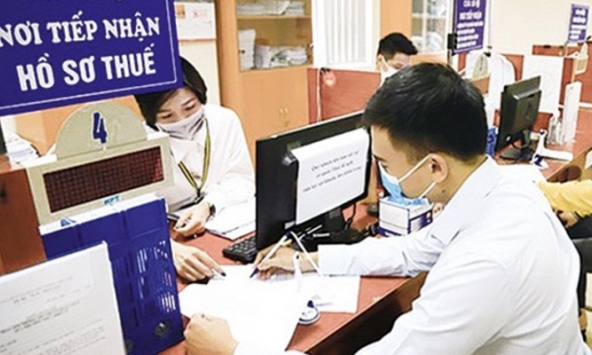 Đề xuất giảm bậc tính thuế với người làm công ăn lương