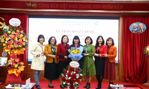 Thành lập chi hội nữ trí thức viện đào tạo y học dự phòng và y tế công cộng trường Đại học Y Hà Nội