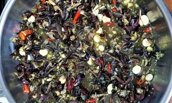 Món ngon di sản: Muối ba khía đất mũi Cà Mau