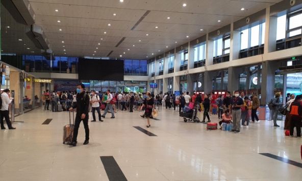 Đình chỉ nhân viên sân bay Tân Sơn Nhất phát ngôn phản cảm khi phục vụ khách khuyết tật