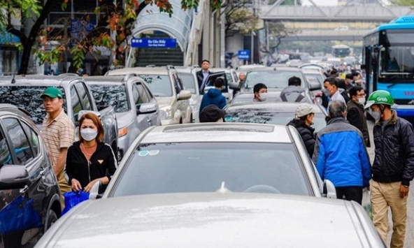 Chính phủ yêu cầu giải quyết dứt điểm ùn tắc đăng kiểm trong tháng 3