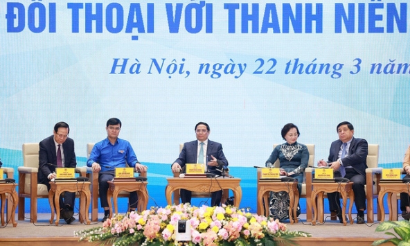 Thủ tướng Phạm Minh Chính đối thoại với thanh niên 63 tỉnh