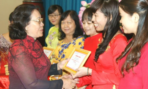 Cần có cơ chế ưu tiên cho nữ trí thức tham gia các đề tài nghiên cứu khoa học